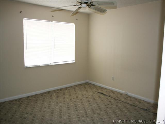 333 SE Martin Avenue 3-3