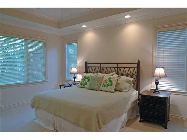 935 SE Willoughby Trace 4-4