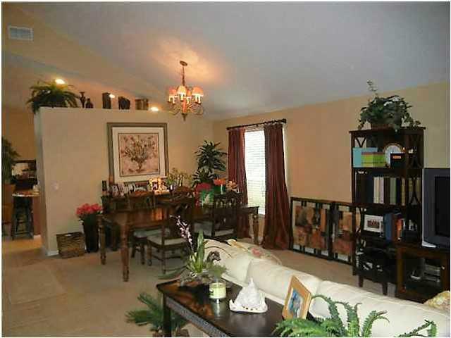 841 SE Westminster Place 841