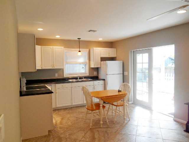 1030 SW 31st Street 1030