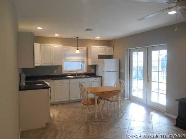 1030 SW 31st Street 1030