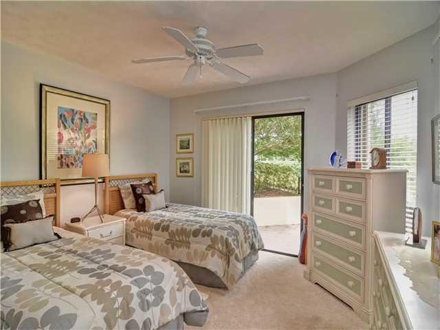 2381 SW Carriage Hill Terrace 105