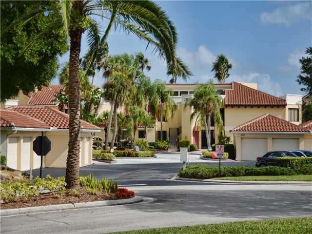 2381 SW Carriage Hill Terrace 105