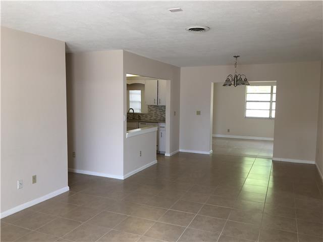 1280 SE Sandpiper Lane 1280