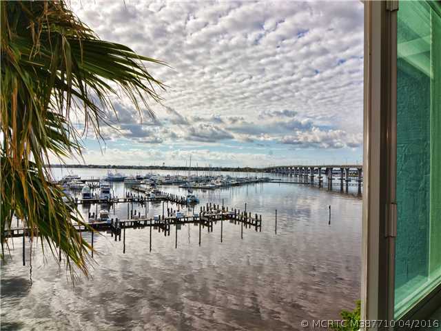 875 NW Flagler Avenue 402