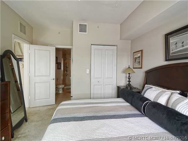875 NW Flagler Avenue 402