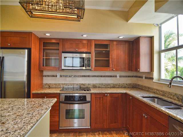 715 NW Flagler Avenue 301