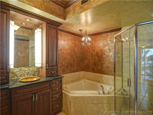 715 NW Flagler Avenue 301
