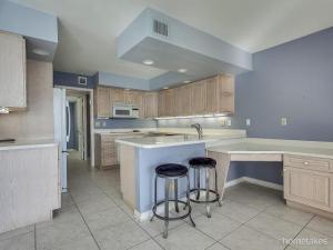 10555 SE Terrapin F-206