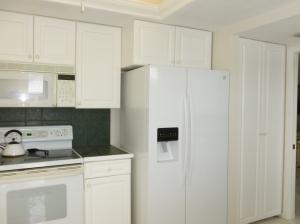 20 SE Turtle Creek Dr #D