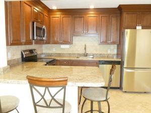 20 SE Turtle Creek Dr #D