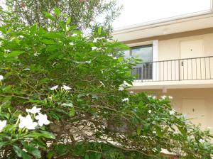 20 SE Turtle Creek Dr #D