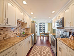 500 Ocean Drive E-8a