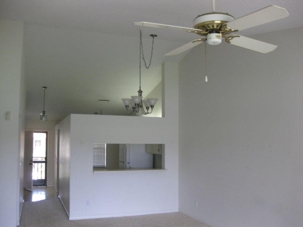 1202 Pinecrest Circle F