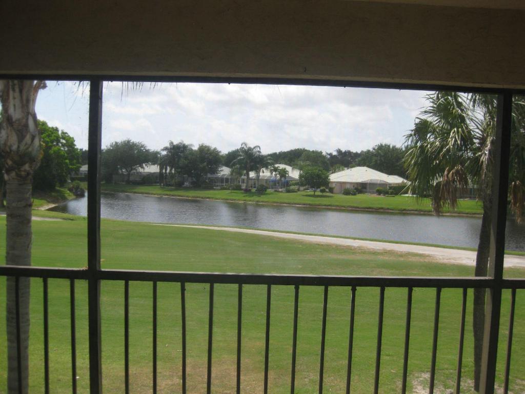 1202 Pinecrest Circle F