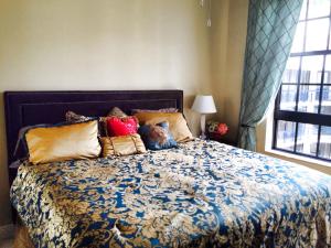 701 S Olive Avenue Ph04