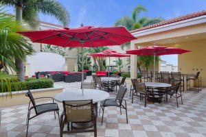 701 S Olive Avenue Ph04