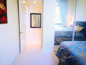 701 S Olive Avenue Ph04