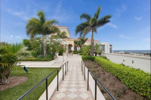 701 S Olive Avenue Ph04