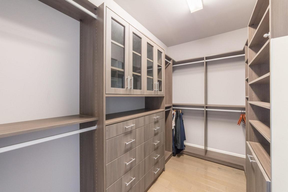 1617 E Hemingway Drive