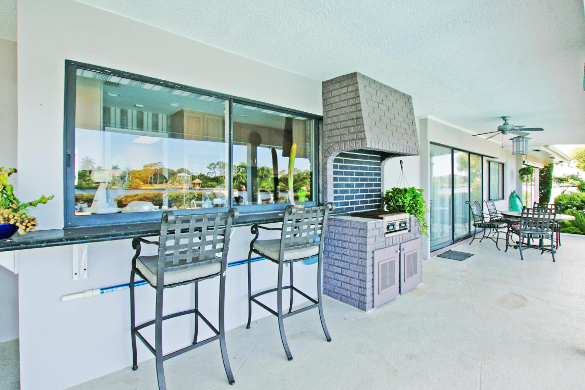 156 Gulfstream Drive