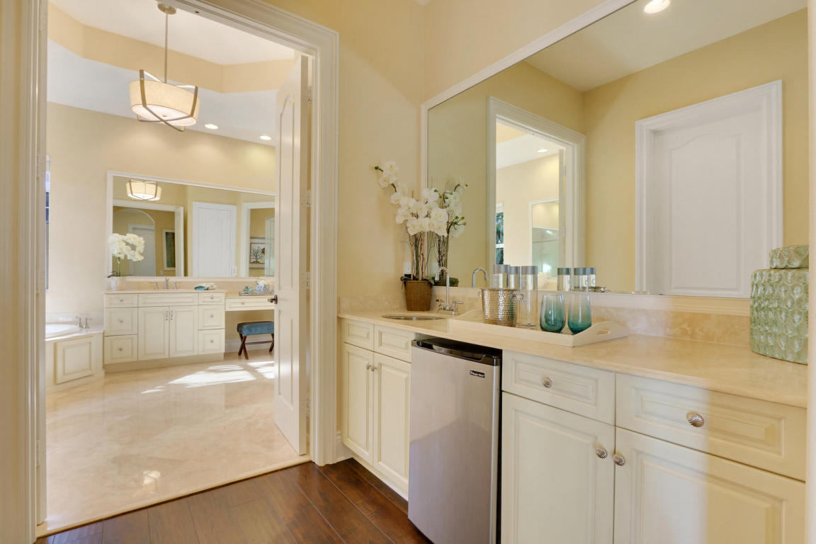 124 Tulip Tree Court