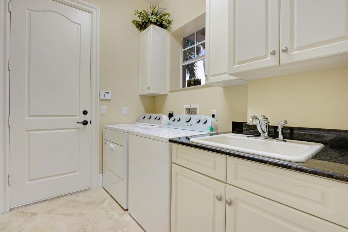 124 Tulip Tree Court