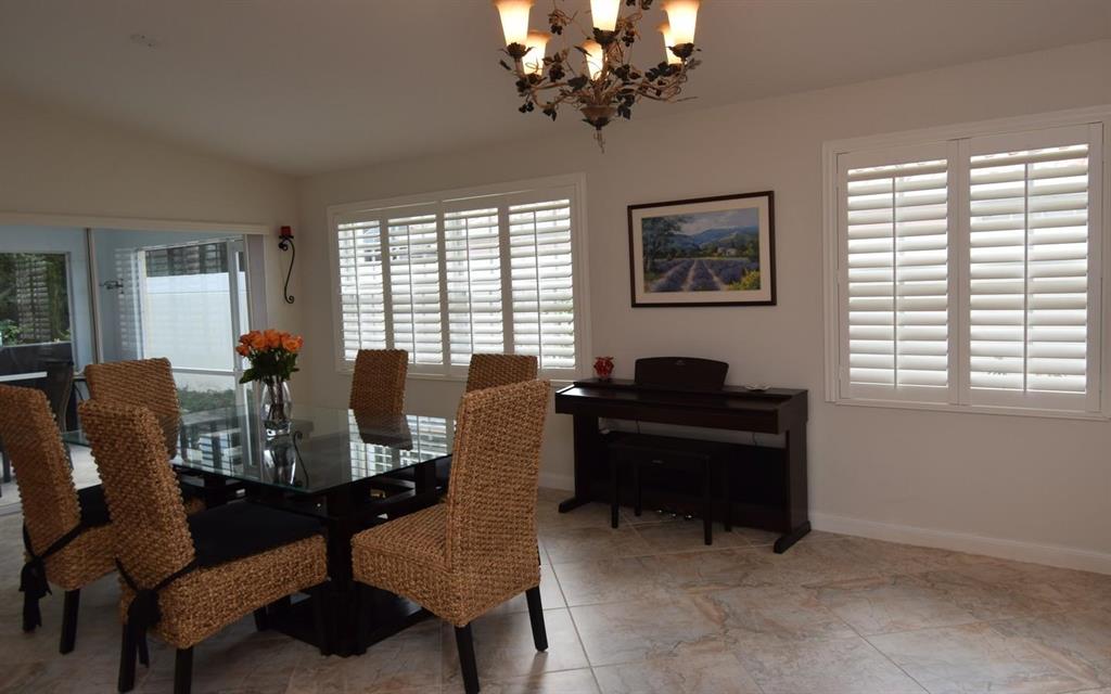 780 SW Tamarrow Place