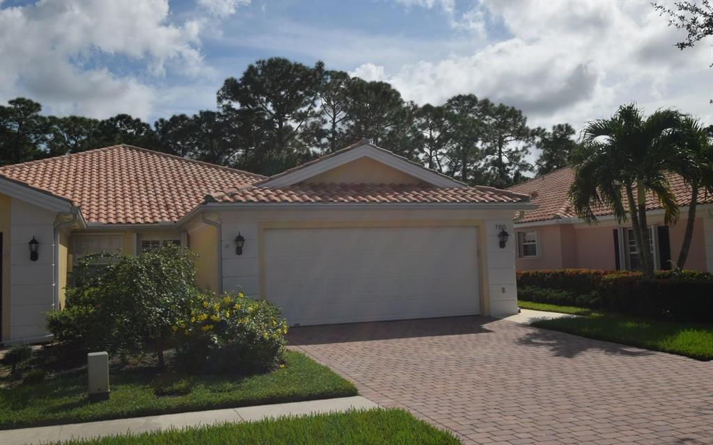 780 SW Tamarrow Place