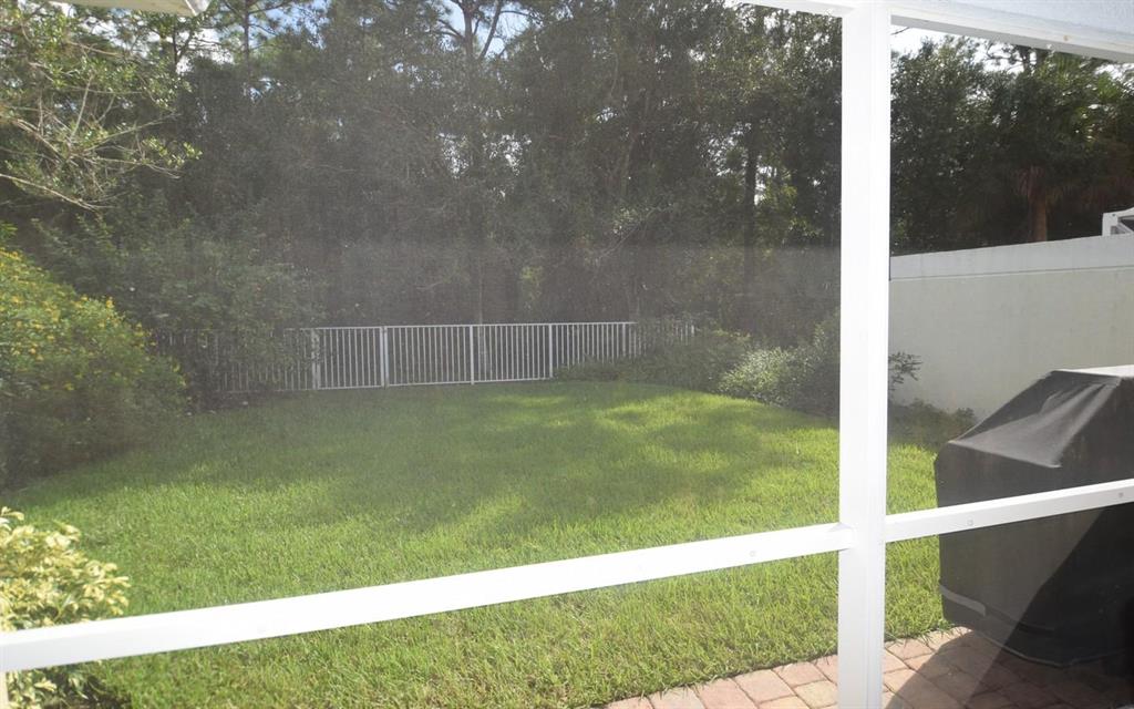 780 SW Tamarrow Place