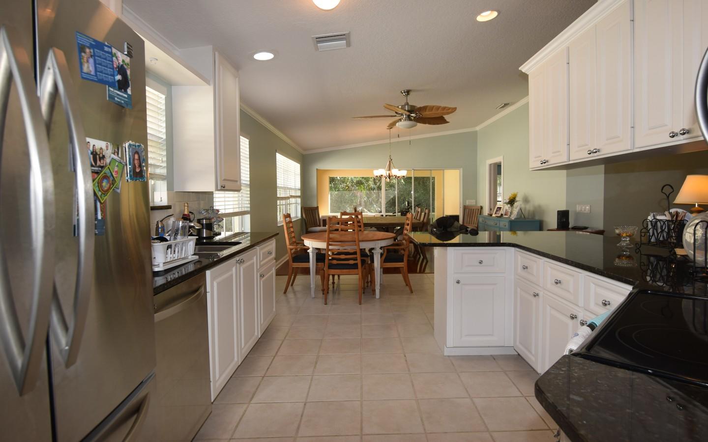 772 SW Tamarrow Place