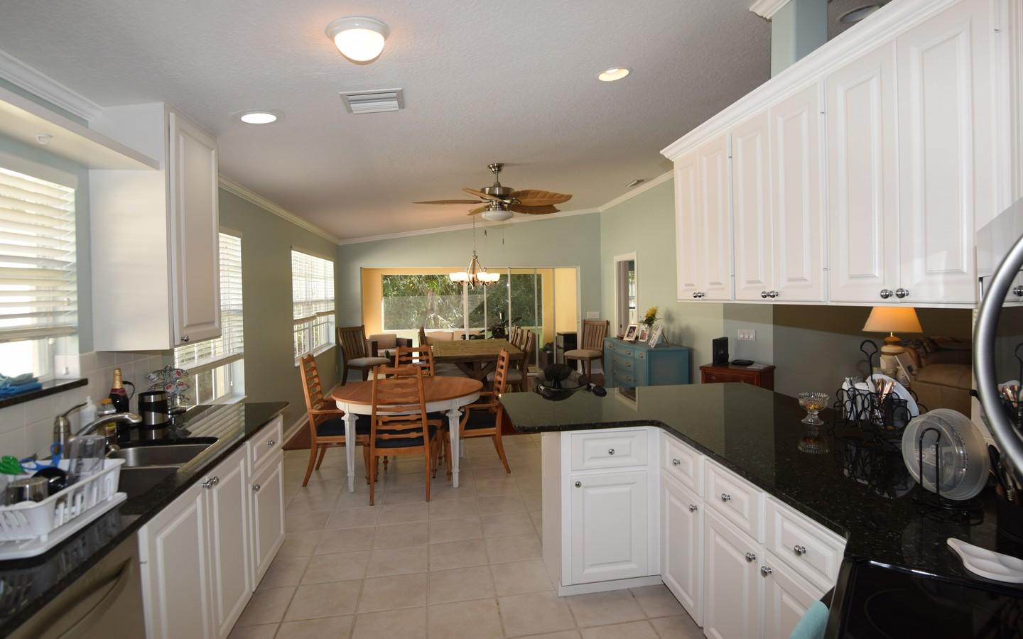 772 SW Tamarrow Place