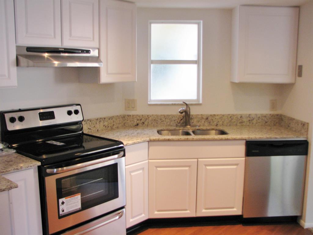 153 Seabreeze Circle