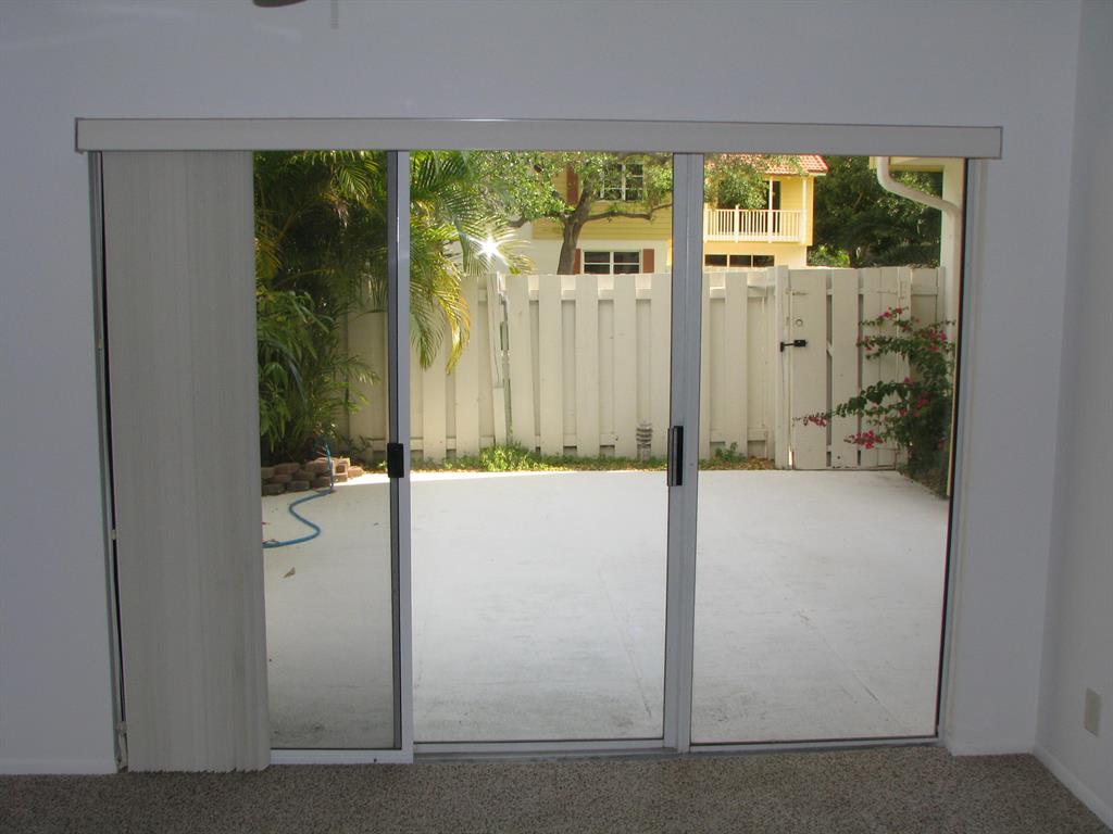 153 Seabreeze Circle