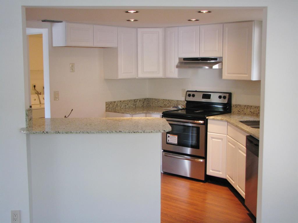 153 Seabreeze Circle