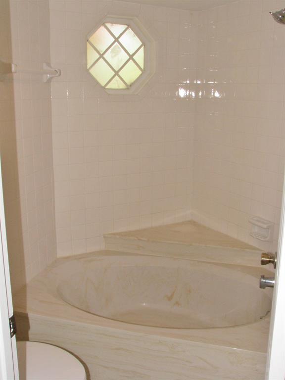 153 Seabreeze Circle