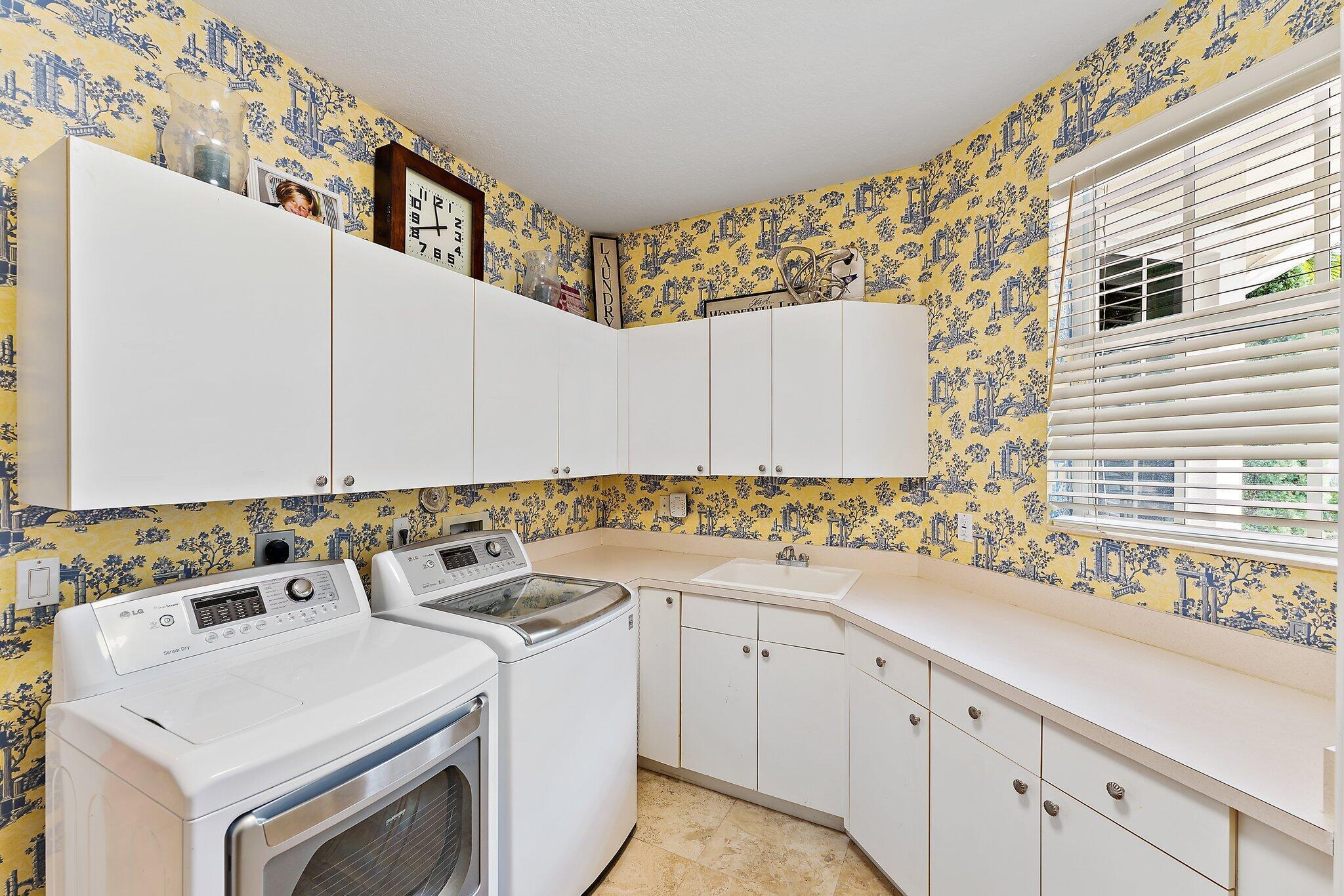 18559 SE Palm Island Lane