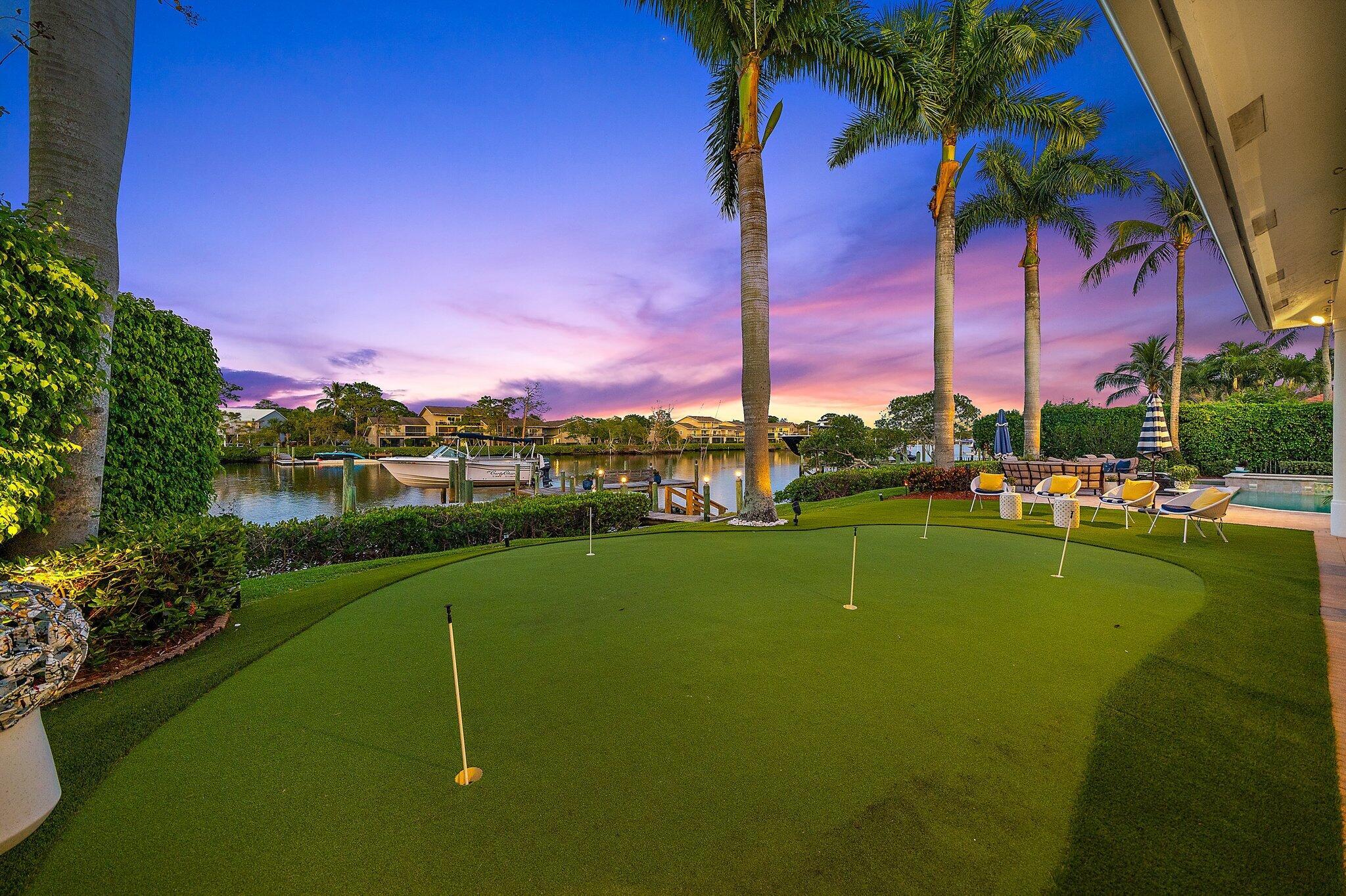 18559 SE Palm Island Lane