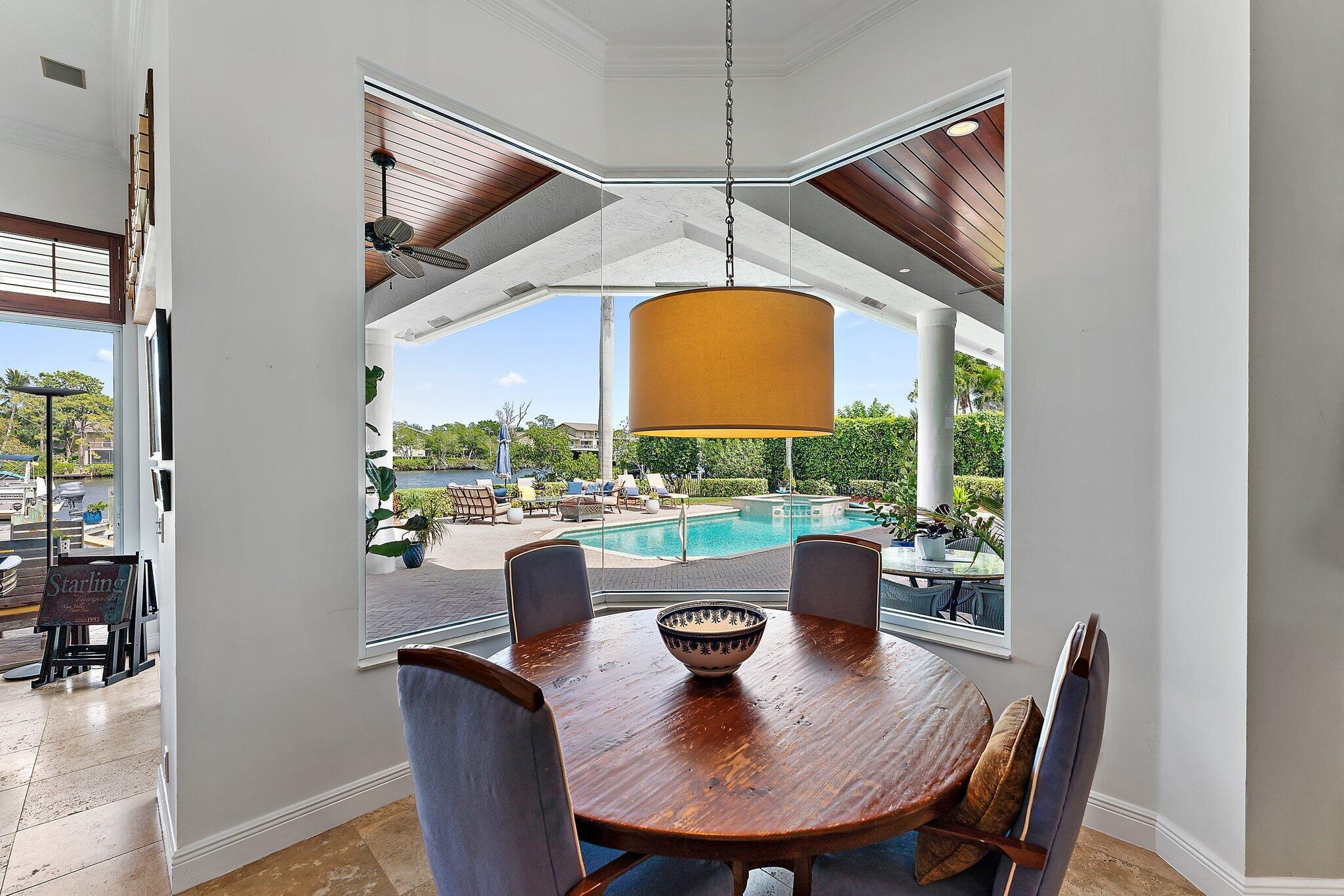 18559 SE Palm Island Lane