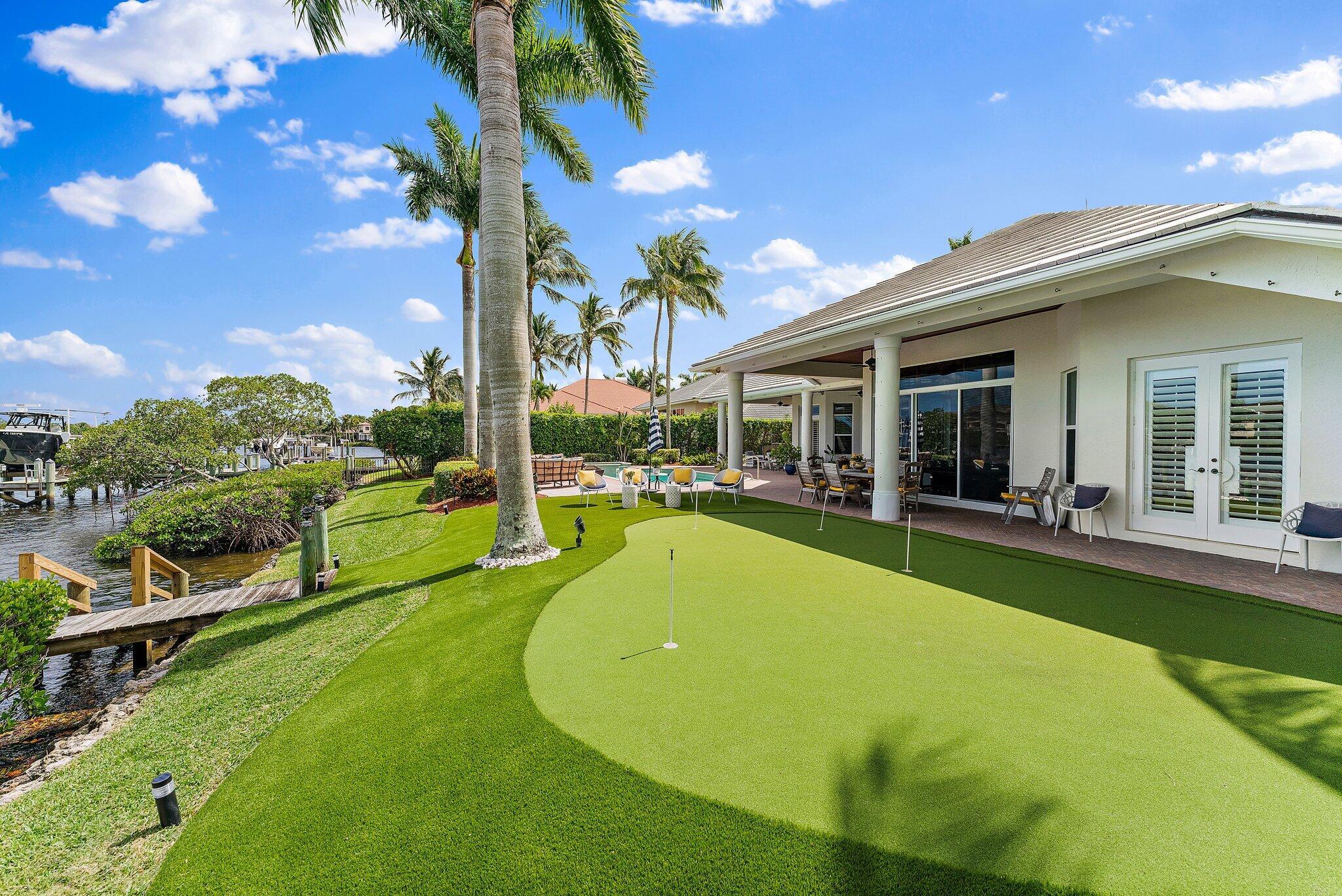 18559 SE Palm Island Lane