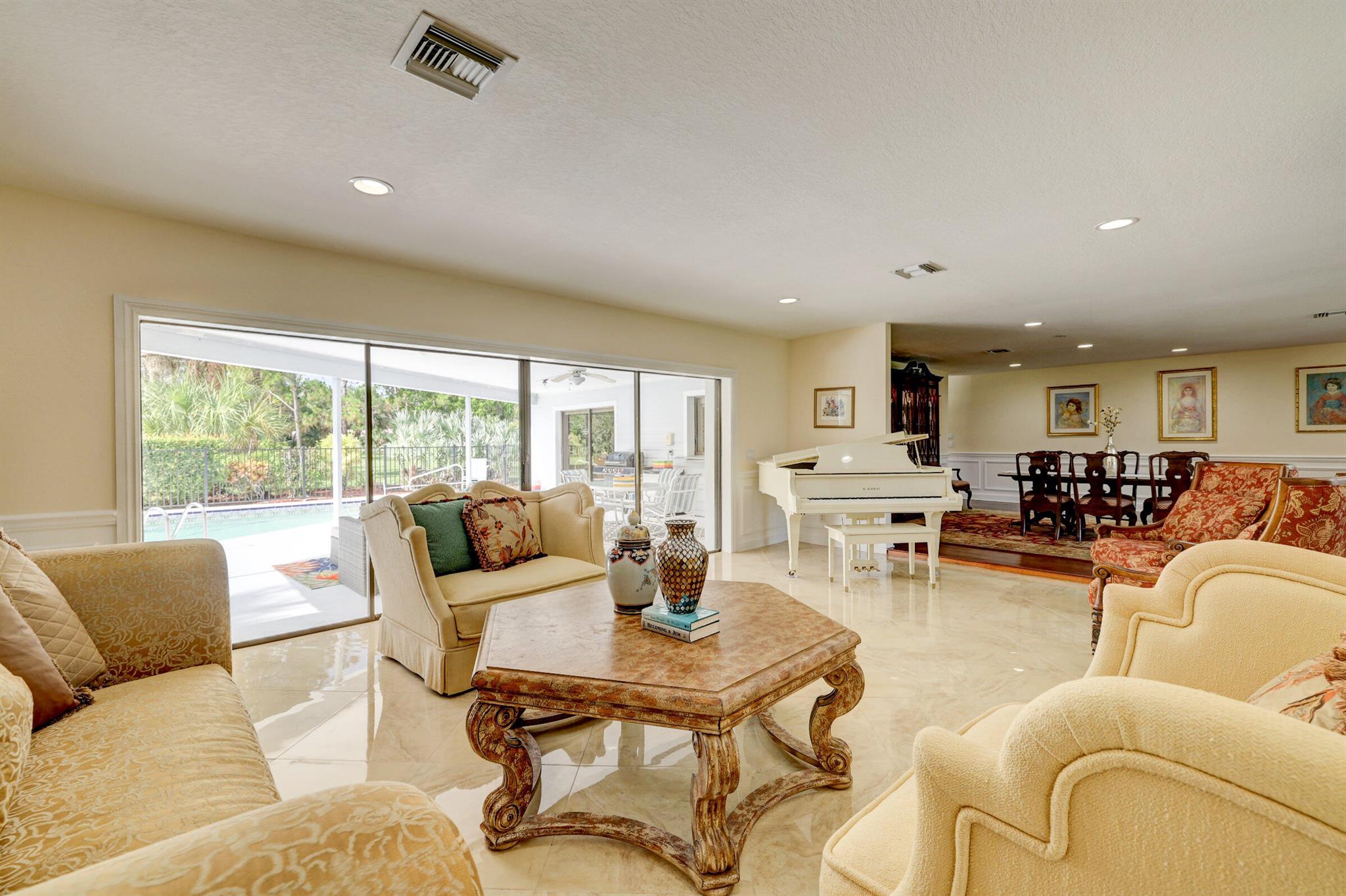 1744 SW Crane Creek Circle