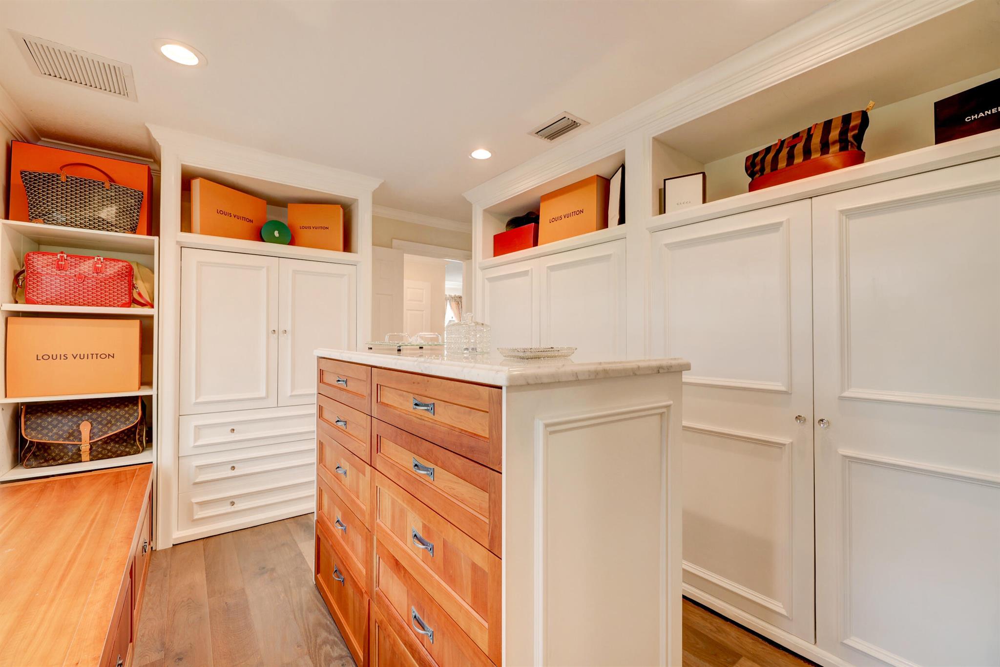 1744 SW Crane Creek Circle