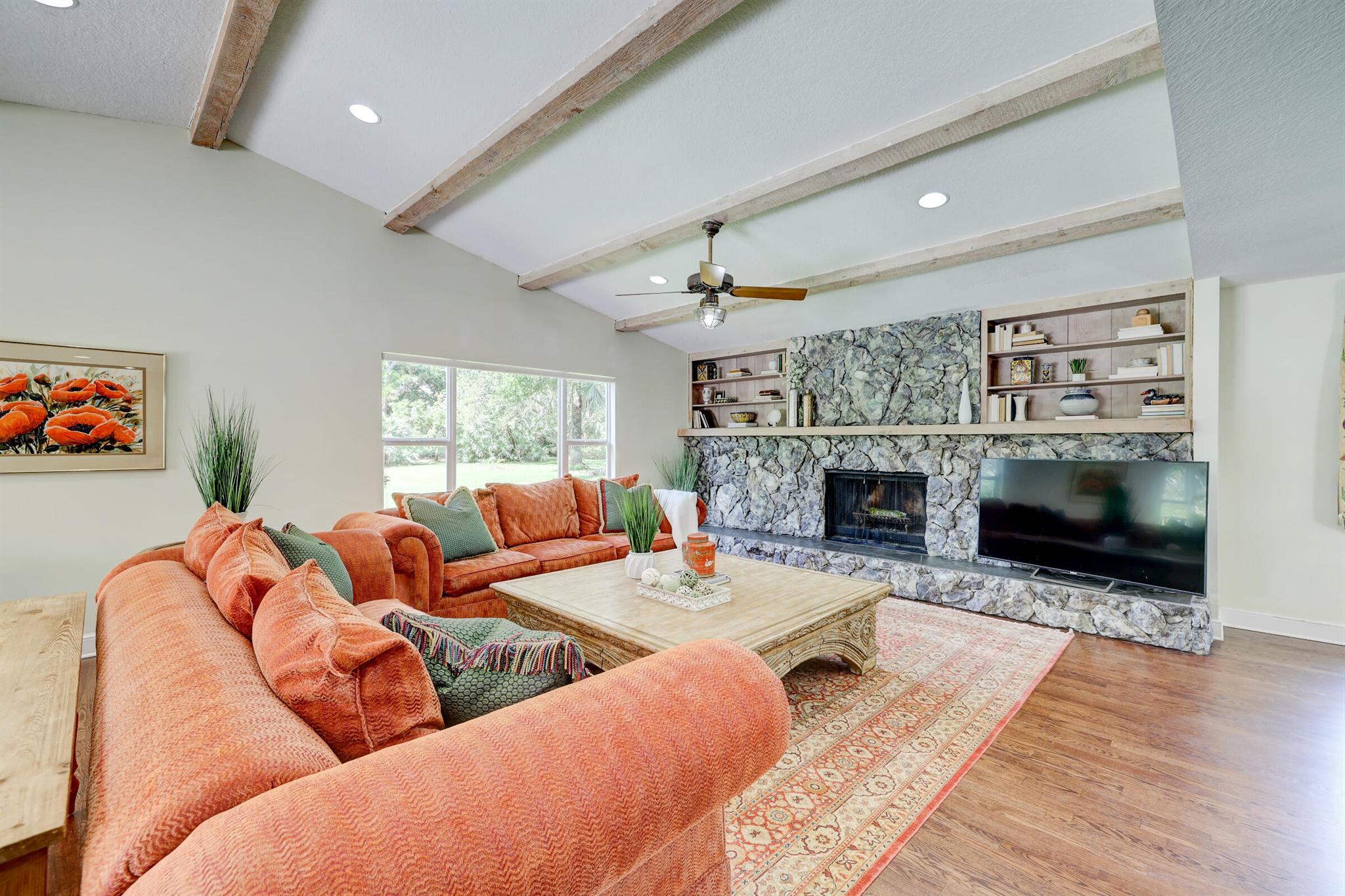 1744 SW Crane Creek Circle