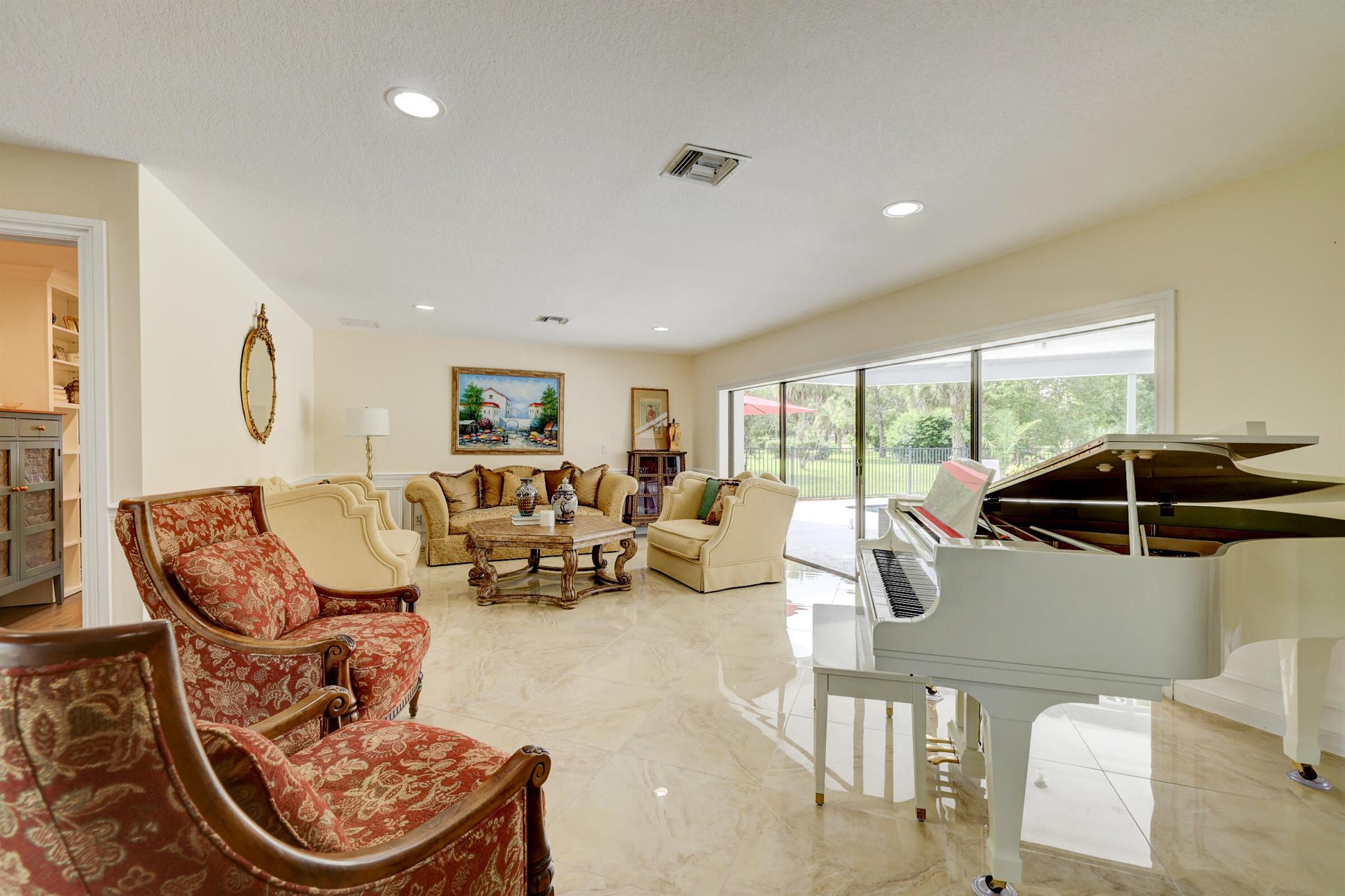 1744 SW Crane Creek Circle