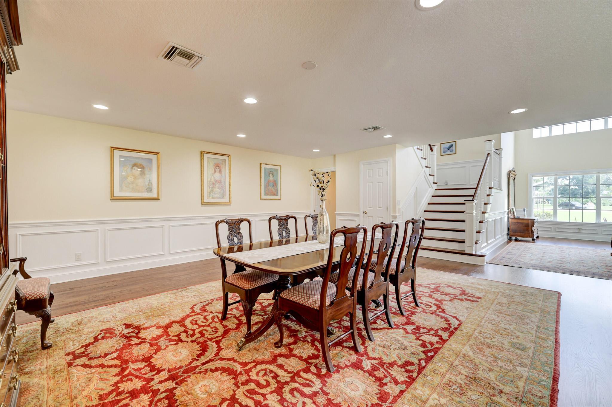 1744 SW Crane Creek Circle