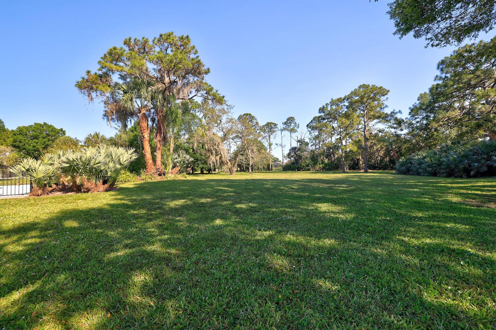 1744 SW Crane Creek Circle