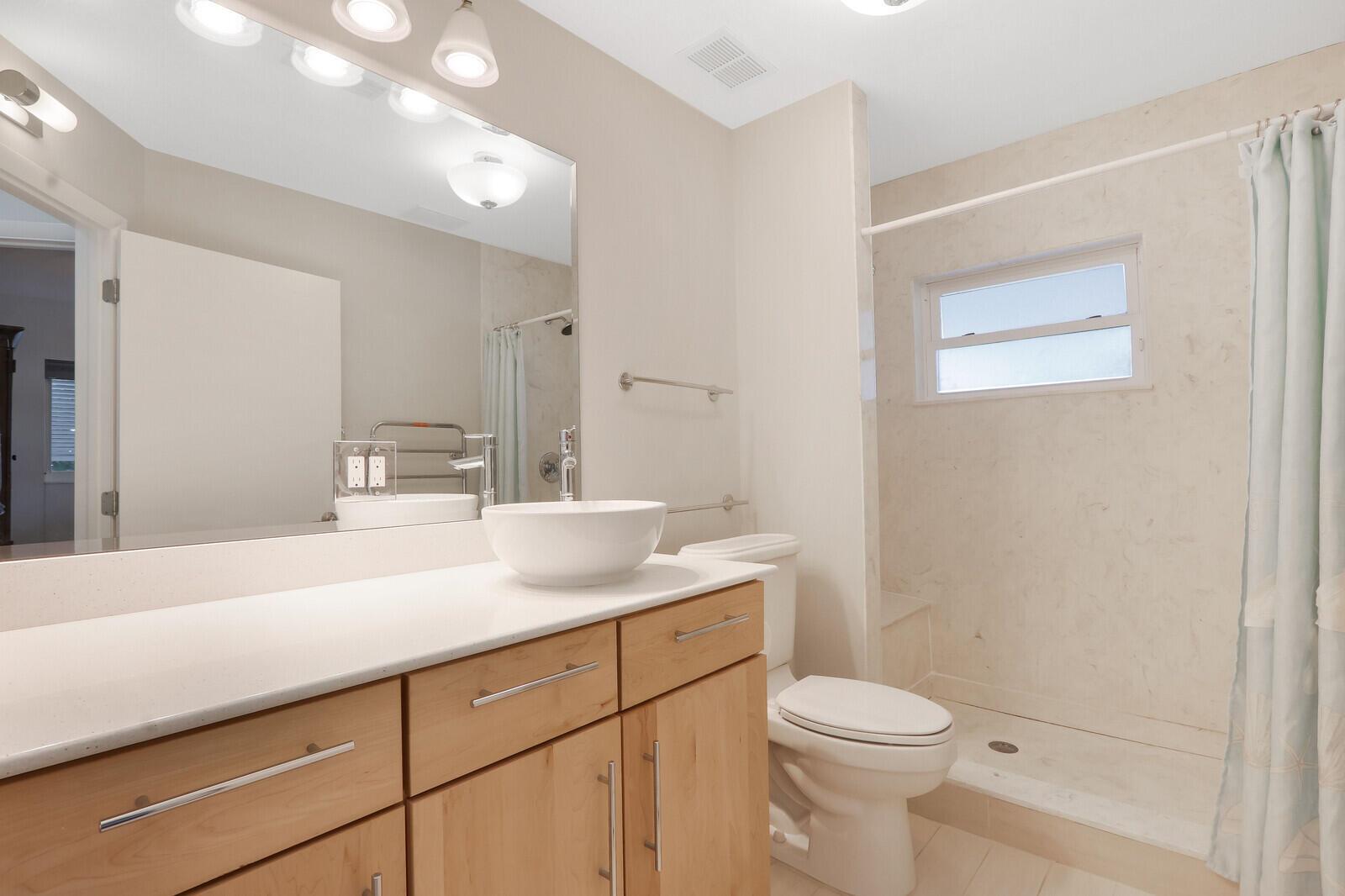 1719 SW Dyer Point Road