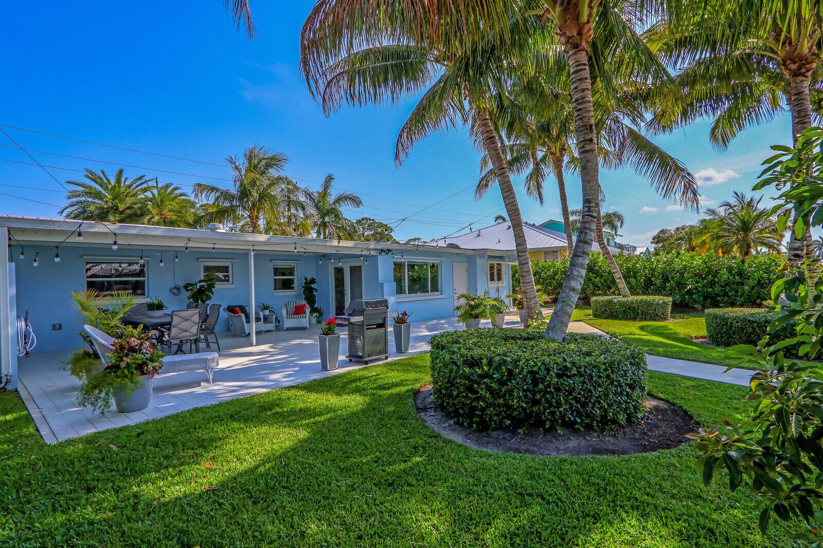 1719 SW Dyer Point Road