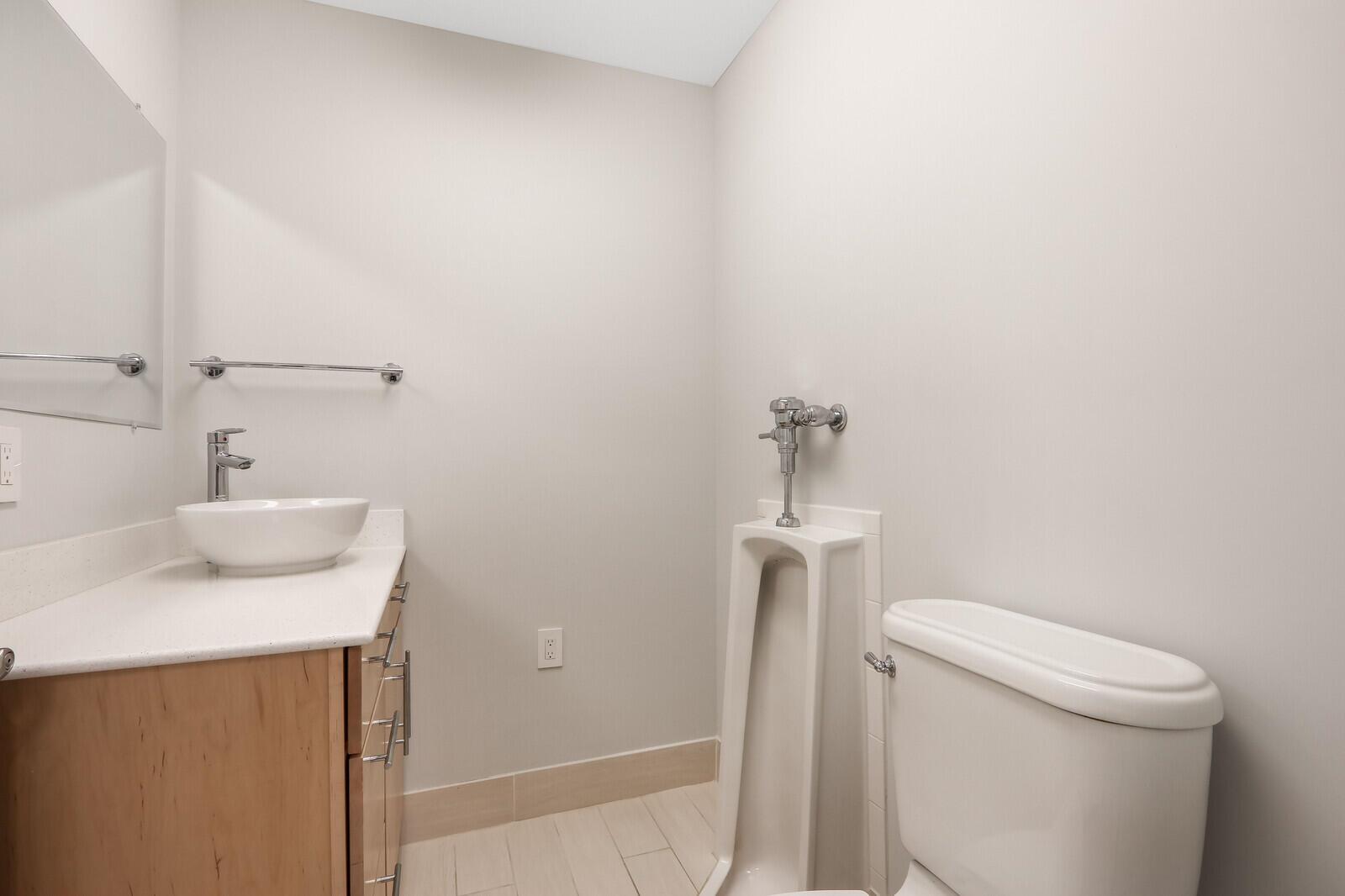 1719 SW Dyer Point Road