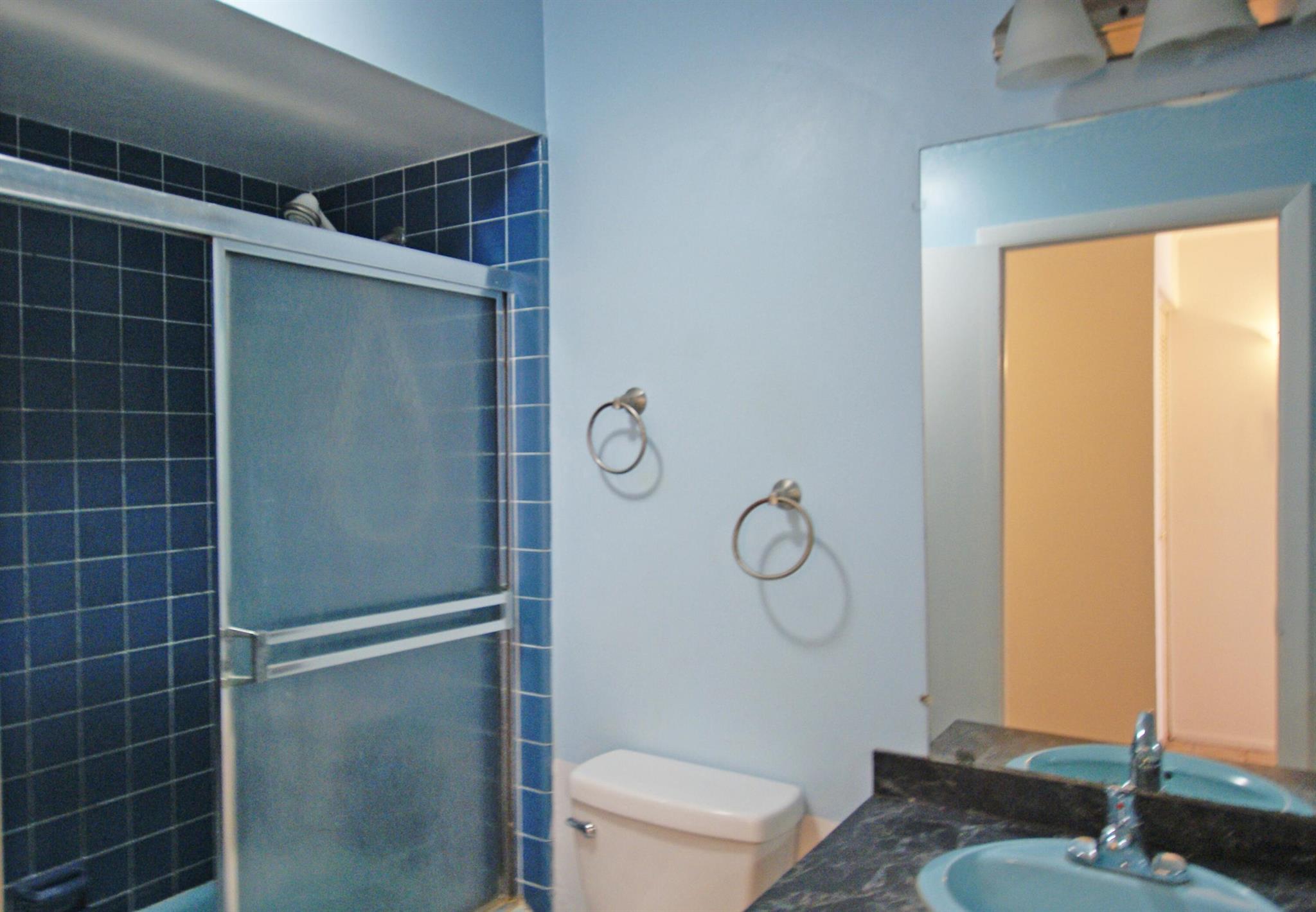 2899 SE Ginza Street